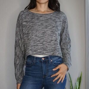 Hamal + Skye Gray Cropped Long Sleeve Crop Sweatshirt Size Small